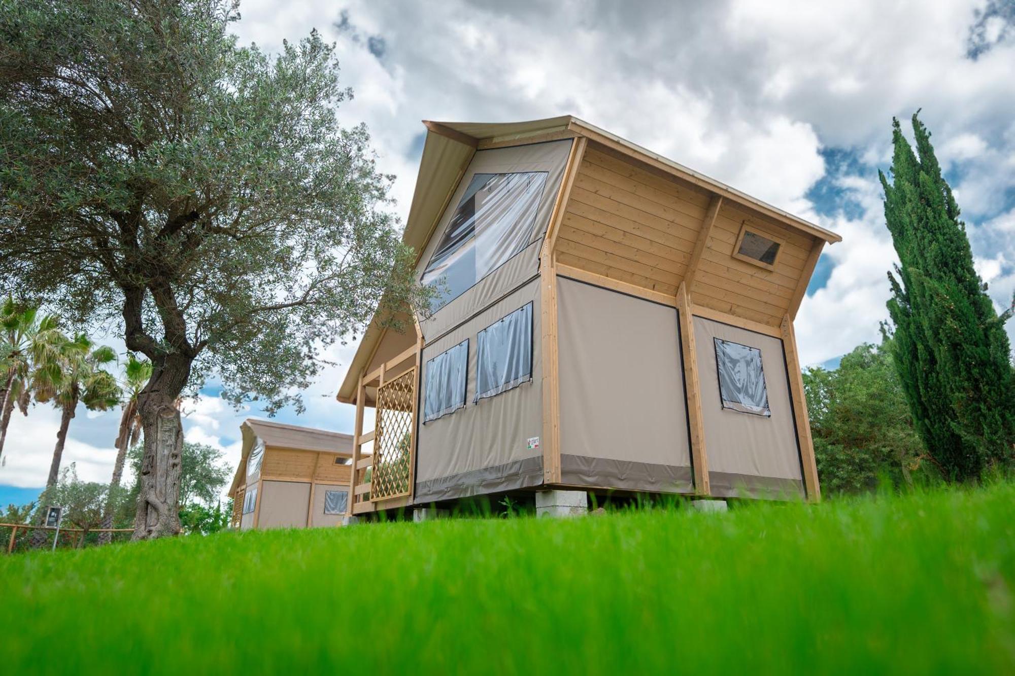 Agriglamping Butterfly House Sardegna Hotel Olmedo Exterior photo